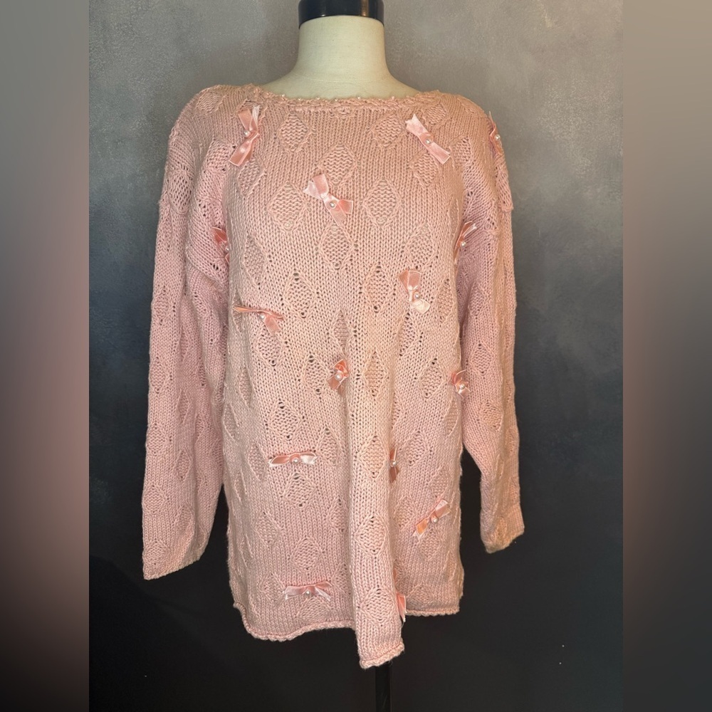 🎀 Vintage Blush Pink Cervelle Knit Sweater with Bows and Pearls 🎀